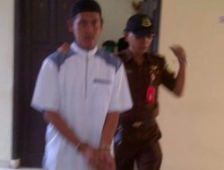 OKNUM GURU YANG  CABULI SISWA DITUNTUT 10TAHUN 8 BULAN PENJARA
