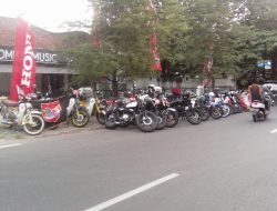 RATUSAN MOTOR HONDA CLASSIC KUMPUL DI PANGKALPINANG