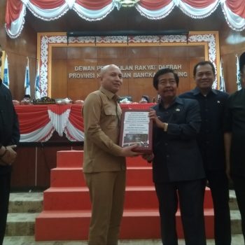 Ajukan Raperda LPJ Gubernur