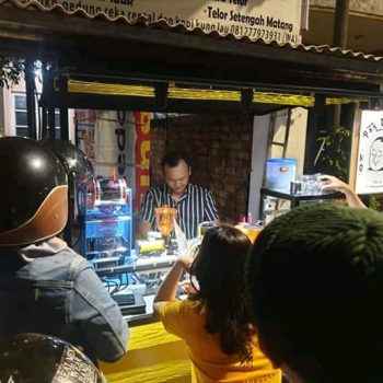 “Kopi Pak Dadan” Jajanan Baru, Kopi Kekinian Kaum Milenial