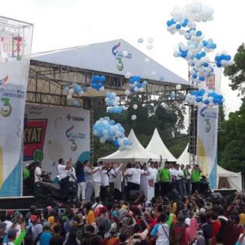 Berbagi Ceria, PT Timah Gelar Bakti Sosial Hingga Pesta Rakyat