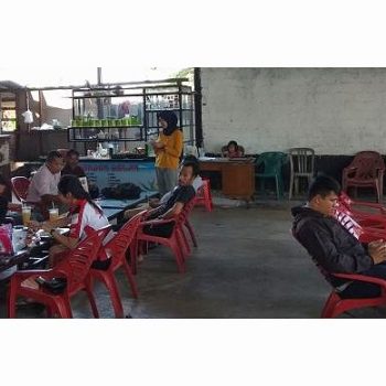 Renovasi Tempat Usaha Dari Bantuan Program Kemitraan