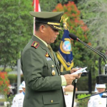 Danrem 045 /Gaya Pimpin Upacara Peringatan HUT TNI Ke 74