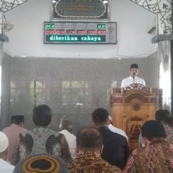 Arcandra Tahar Khatib Jumat Masjid Kantor Pusat PT Timah