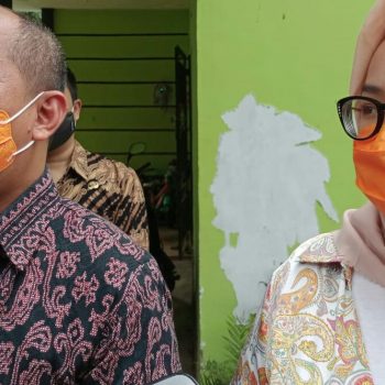 Melalui PGK Peduli, Walikota Pangkalpinang Berikan Bantuan Kepada ASN yang Menderita Stroke