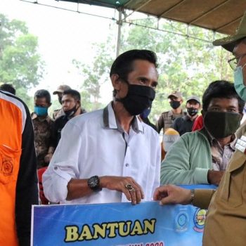 Salurkan Bantuan, Berharap Nilai Tukar Petani Meningkat