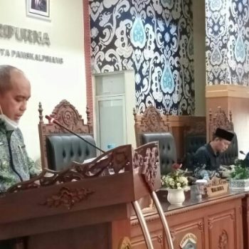 Walikota Pangkalpinang Hadiri Rapat Paripurna Bahas Tentang 4 Raperda