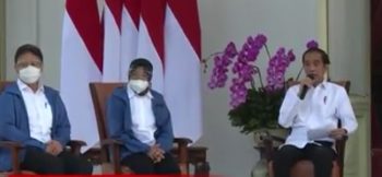 Jokowi Tetap Reshuffle Menteri Rabu