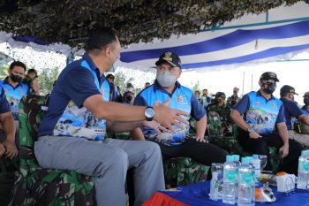 KASAU Ikuti Lomba Menembak di AWR Buding Belitung Timur