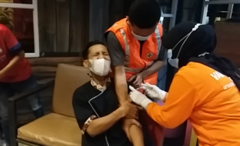 Ribuan Karyawan PT Timah Tbk Mulai di Divaksin   