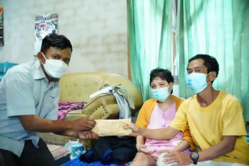 Ringankan Biaya Pengobatan, PT Timah Tbk Bantu Warga Bangka Selatan dan Pangkalpinang   