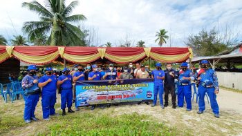 Sat Polairud Polres Bangka Baksos Bersih Pantai