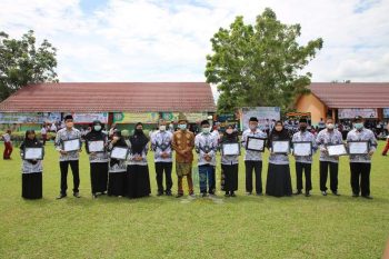 Wakil Ketua DPRD babel Ikuti Upacara HUT PGRI ke-76 dan Hari Guru Nasional