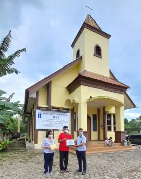 Benahi Sarana, Gereja Huria Kristen Indonesia (HKI) Pangkalpinang Terima Bantuan dari PT Timah