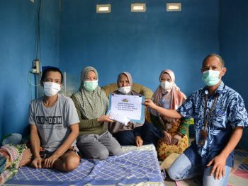 PT Timah Tbk Bantua Biaya Pengobatan Warga Penderita Osteomilytis Kronis