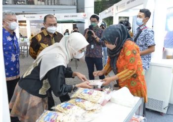 Ikuti Pameran In Store Promotion Cahaya Bangka Belitung, Mitra Binaan PT Timah Tbk Kebanjiran Orderan