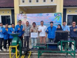 PT Timah Serahkan Bantuan Mesin Briket Arang ke Kampoeng Kelapa Kelurahan Jelitik