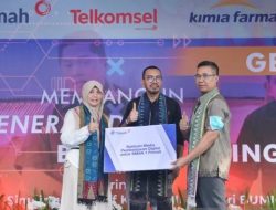 PT Timah Serahkan Bantuan Media Pembelajaran Digital ke SMAN 1 Pemali