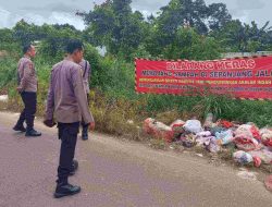 Walikota Hingga Kapolsek Apresiasi Aksi Sinta dan Yuli Bersihkan Sampah Liar di Kampak