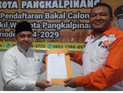 Mau Dua Periode, Molen Garap Semua Partai