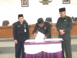 Paripurna DPRD Bangka Pengesahan Raperda dan Penyampaian KUA-PPAS APBD Perubahan 2024
