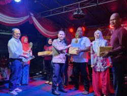 Mulkan Hadiri Penutupan Semarak HUT RI di Desa Karya Makmur,