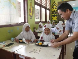 PT Timah Dukung Program Makan Bergizi Bagi Ratusan Pelajar di Kabupaten Bangka Tengah