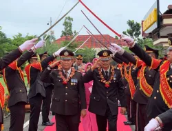 Prosesi Pedang Pora, Warnai Pelepasan Akp Chairul Anam