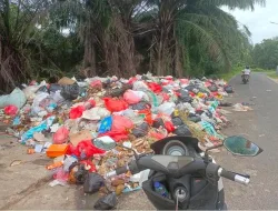 Sampah Menumpuk di Air Baik, Warga Mengeluh Melalui Media Sosial