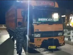 TNI AL dan Lanal Babel Amankan Pasir Timah Ilegal di Pelabuhan Sadai