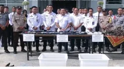 Lapas Narkotika Hancurkan 365 Handphone Hasil Sitaan