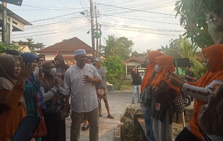 Soal Stiker Tutupi Baliho, Koalisi Berbenah Bilang Ini