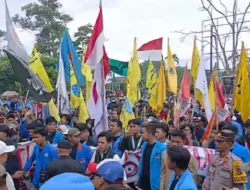 Aksi Indonesia Berduka, Mahasiswa Babel Duduki Ruang Paripurna 
