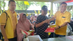 61 Tahun Terus Berdampingan Dengan Rakyat, Partai Golkar Pangkalpinang Gelar Pasar Murah
