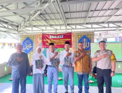 Densus 88 AT Polri  Perkuat Literasi Kebangsaan di Ponpes Al-Islam Mendo Barat