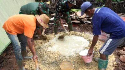 Satgas TMMD ke-127 Kodim 0432/Basel Percepat Rehab Rumah Tidak Layak Huni di Pulau Lepar