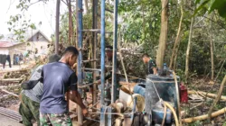 Jawab Krisis Air Bersih, Satgas TMMD ke-127 Bangun Sumur Bor Kedua di Pulau Lepar,