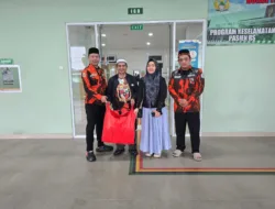 Pemuda Pancasila Babel Berbagi Takjil untuk Keluarga Pasien Rumah Sakit di Pangkalpinang