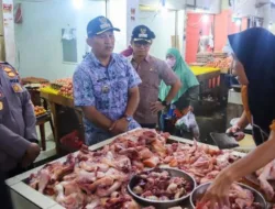 Bupati Bangka Cek Harga Bapokting: Beras Aman, Cabai Tembus Rp100 Ribu/Kg