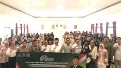 Agam Dorong Kuota Beasiswa Mahasiswa Institut Pahlawan 12 Ditambah 100%